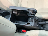 品質には自信があります!ハッピーの品質・キレイなお車をお届けさせていただきたい!そんな気持ちでキレイに仕上げております。フロアマットなどの清掃はもちろん、シート下なども徹底的に清掃しております。