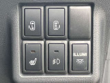 両側電動スライドドアを運転席からボタン操作可。 シートヒーター付きで冬場もあったか☆