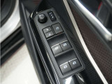 ◆パワーウィンドウスイッチ◆運転席から全席の窓の開閉操作を行うことが出来いつでも換気ができます!