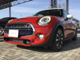 【MINIをより手軽に!】スタンダードローン「通常型」、バリューローン「残価設定型」のご用意がございます。バリューローンは残価を設定することでスタンダードローンに比べ月々のお支払額を軽減!ぜひご試算を!