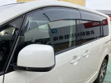 運転席&助手席照明付きバニティミラー
