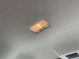 軽・車検の看板と電光掲示板が目印です!届出済 未使用車をお探しの方はこちらの看板を目印にお越しください。※似たような看板のお店がございますのでお間違えのないようご注意ください。