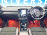 XC40 T4 AWD Rデザイン 4WD 