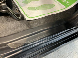 ステップにキズあります。