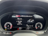 車両の様々な情報を表示できるヴァーチャルコックピットです。
