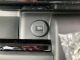 運転者に優しいスイッチ類の配置です。