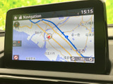 鮮明な地図表示で、スムーズなナビゲーションをサポートします。目的地までのルートを分かりやすく案内します。