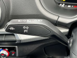 レーンキープアシストにより車線からのはみ出しを抑制します。
