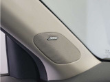 【BOSE Dynamic Speed Compensation】車速に応じて、周波数ごとに音量を最適に調整。走行状況の変化に影響されにくい快適なリスニング体験を提供します。