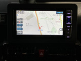 鮮明な地図表示で、運転中のルート確認が容易です。スムーズなナビゲーションで、快適なドライブをサポートします。