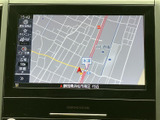 鮮明な地図表示で、安全運転をサポート。スムーズなナビゲーションで、目的地への到着をアシストします。最新の交通情報も確認できます。