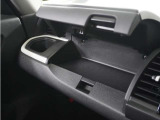 整備代金を車両本体価格に含んでおります。法定点検整備または定期点検を実施し、点検記録簿を発行致します。