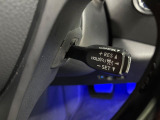 【レーダークルーズコントロール】高速道路での長距離走行が楽に!!自動で速度を保つクルーズコントロールが、衝突軽減システムと連携し、前方の車両を感知して車間を保つように速度調節してくれます!!