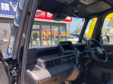 視界広々で運転も楽ちんです!!