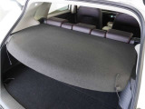 荷室を覆い保護してくれるカバーを装備!。プライバシー保護にも役立ちます。