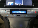 「オートエアコン」が付いています。1年中快適な室内を提供!車内温度を設定すると、風量を自動で調節してくれます。