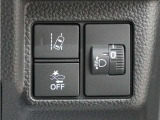 ホンダセンシングが装備されています。アダプティブレーダークルーズやレーンキープアシスト、車線逸脱防止機能なども備えていて、ロングドライブも快適で安全にお楽しみいただけます。