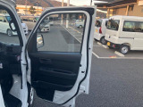 4人乗っても、荷台は変わらず広々とお使いいただけます^^