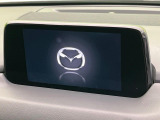 【メーカー純正ナビ】インテリアに溶け込むスタイリッシュな「専用設計」メーカーナビを装備♪視認性や操作性など基本性能にも優れ、より上質なカーライフをお楽しみいただけます。