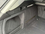 快適なショールームにて、お車選びのお手伝いから、ご購入後の整備待ちまで、ご対応致します。