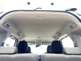 自社整備工場で点検整備をおこなってからお渡ししています。車検が残っている場合は『12ヶ月点検整備』を、車検整備付きの場合は『車検整備』をおこないます。整備費用は車両本体価格に含まれています。