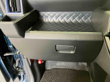 安心してお車をご購入頂き、ご使用頂くために、我々全スタッフは心のこもったサービスをご提供を心掛け、お客様に満足していただける店舗を目指しています。