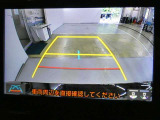 バックモニターも装備しております。車庫入れの苦手なお客様、もうご心配いりません。バックモニターがあれば、ぶつける心配一切無し?!