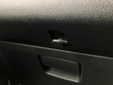 品質へのこだわり!フロアマットやシートなど車内をキレイに清掃し、ニオイや汚れなどを徹底的にクリーニングしてもらっております。室内はピカピカです☆