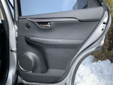 ☆クルマ買ったらエンジンオイル無料のテクノオートリアルです。納車時より走行距離4000キロ又は6ヶ月に一回のペースでご来店していただければ、エンジンオイル交換が無料です!工賃・オイル代金が0円!