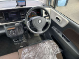 ☆内外装クリーニング☆車の隅々まで徹底的にクリーニングを行っておりますので内外装ともに綺麗な状態でご納車いたします!