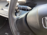 自社整備工場で点検整備をおこなってからお渡ししています。車検が残っている場合は『12ヶ月点検整備』を、車検整備付きの場合は『車検整備』をおこないます。整備費用は車両本体価格に含まれています。