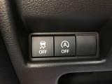 運転席に座って後ろのドアを左右どちらも自動で開け閉めできるので雨の日のお迎えも楽ラク!