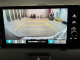 リアカメラ付で、後方をナビ画面で確認。車庫入れも安心です。もちろん、バックギアと連動しています。