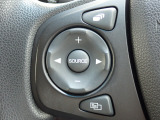◆ハンドルに【オーディオリモコンスイッチ】が装備されてます。視点をそらすことなく、ボリューム調整・オーディオソース切替・選曲が出来ます。運転しながら安全に操作が可能になりました。