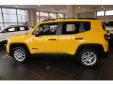このアプローチアングルもJeepらしさを際立たせます。
