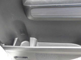 納車前に整備を行いその際に、エンジンオイル、オイルフィルター、ワイパーゴムの交換も実施致します!!