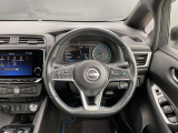 周囲が広く見わたせて運転しやすく室内も広々★