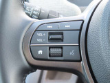 【ステアリングスイッチ】運転中、前方から目線をそらすことなく、オーディオ等の操作が可能な便利機能!安心&快適なドライブを演出してくれます♪