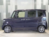 整備代金を車両本体価格に含んでおります。法定点検整備または定期点検を実施し、点検記録簿を発行致します。