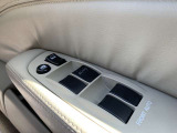 ☆クルマ買ったらエンジンオイル無料のテクノオートリアルです。納車時より走行距離4000キロ又は6ヶ月に一回のペースでご来店していただければ、エンジンオイル交換が無料です!工賃・オイル代金が0円!