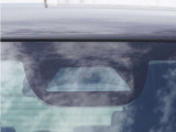 【ホンダセンシング】 「ミリ波レーダー」と「単眼カメラ」の異なる特性を持つ2つのセンサーなどにより、安心・快適な運転を支援します。