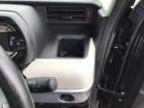 運転席用のドリンクホルダーです