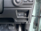 届出済 未使用車販売だけでなく、買取、下取、車検、メンテナンス、保険もバッチリ!お客様のトータルカーライフをしっかりサポートいたします。