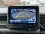 バックカメラは今や必需品ですね。バック駐車時にはしっかりアシストしてくれます♪