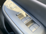 パワーウィンドウです!運転席でラクラク操作!運転席以外からの開閉を防ぐボタンもあるのでお子さんやワンちゃんが開けてしまう心配もございません!