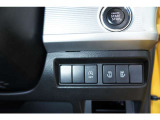 運転席周辺には各種機能の操作スイッチを装備。使いやすさにも配慮されています。