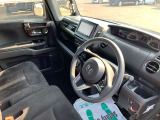 ☆内外装クリーニング☆車の隅々まで徹底的にクリーニングを行っておりますので内外装ともに綺麗な状態でご納車いたします!