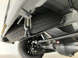 品質へのこだわり!フロアマットやシートなど車内をキレイに清掃し、ニオイや汚れなどを徹底的にクリーニングしてもらっております。室内はピカピカです☆
