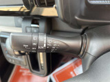 操作のしやすさが分かるスイッチ類。装備有無と配置、文字消えや使用感までチェックできます。