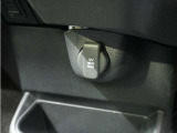 ◆12V電源ソケット◆スマートフォンの充電等にも便利な電源ソケット!使いやすい場所に装備されています。